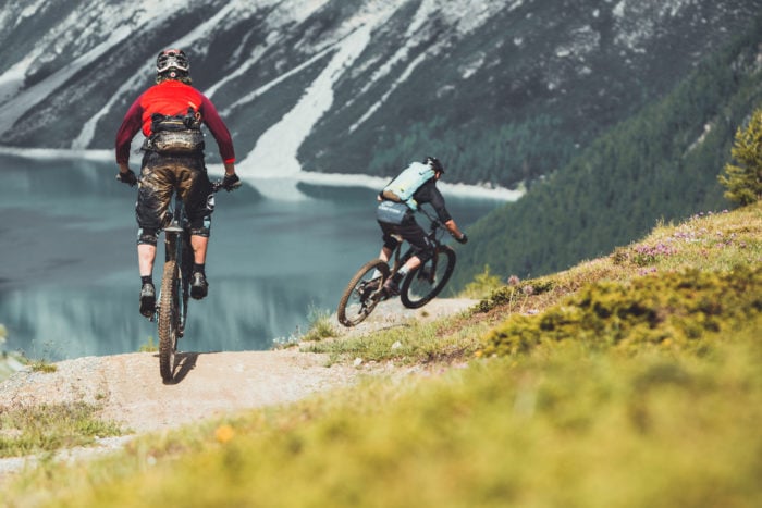 bikers al bikepark di carosello a livigno