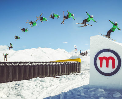 salti adrenalinici sugli sci allo snowpark Mottolino della skiarea di Livigno