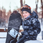 giovane snowboarder a livigno
